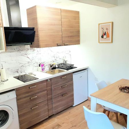 Appartement Cosy Entier, Parking Gratuit Dans La Rue 第戎 外观 照片